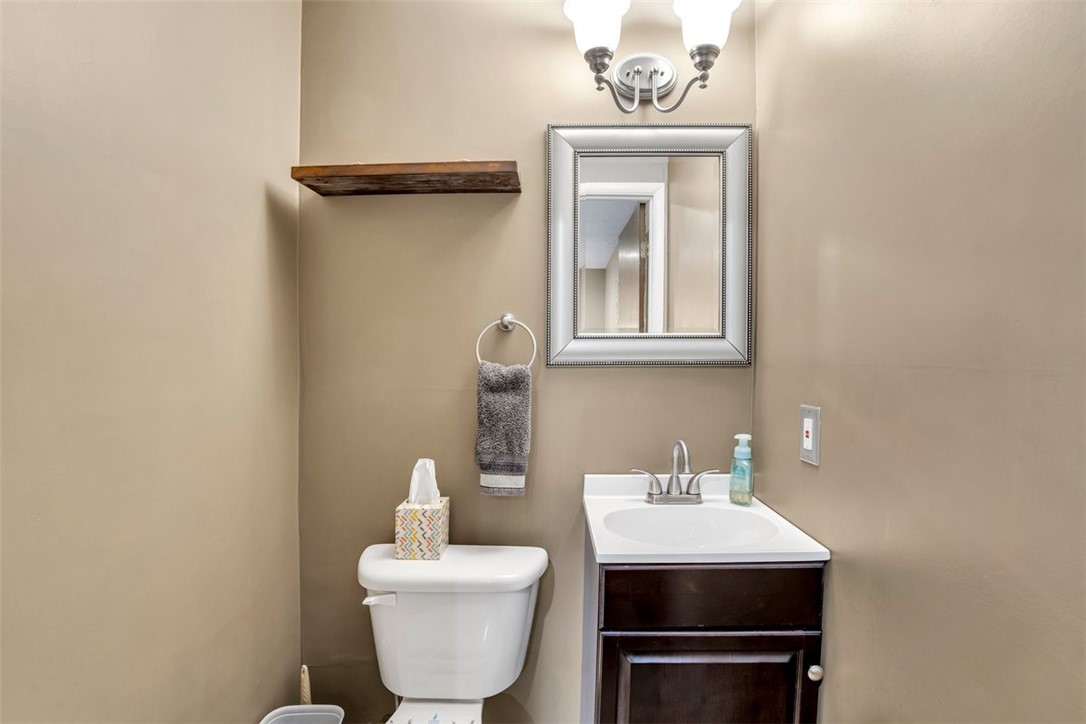 2912 Amy Drive Dr, South Park, Pennsylvania image 34