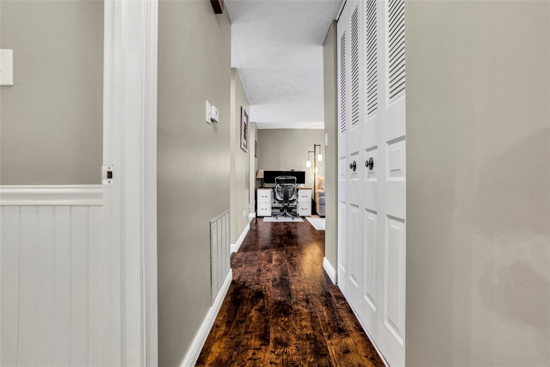 2912 Amy Drive Dr, South Park, Pennsylvania image 18