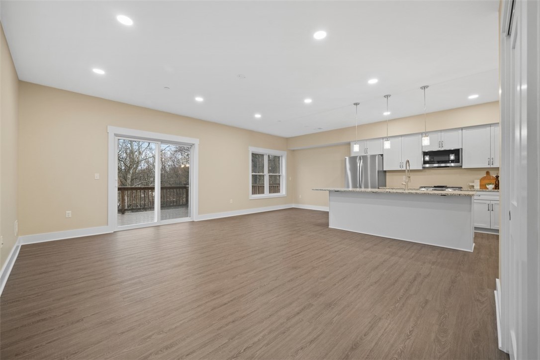1221 Center Avenue
