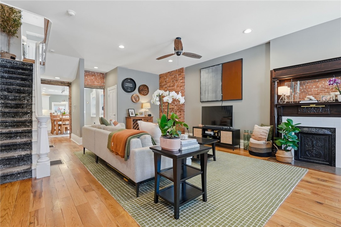 5112 Carnegie Street