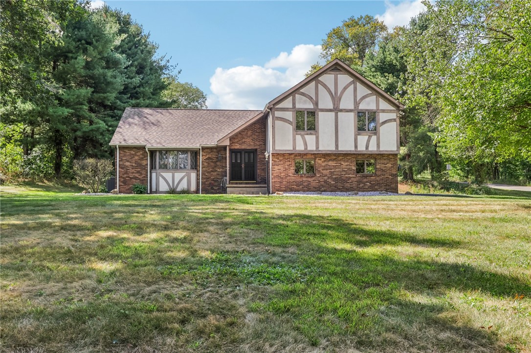 168 Cunningham Ln