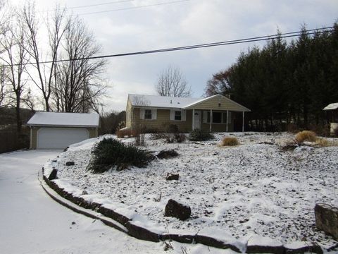 Photo of 3 Quarry Rd, New Castle, PA 16101 (MLS # 1733750)