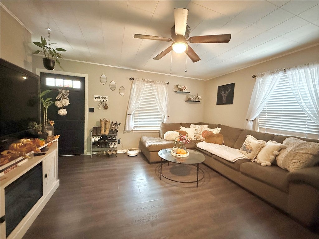 443 Miller Ave