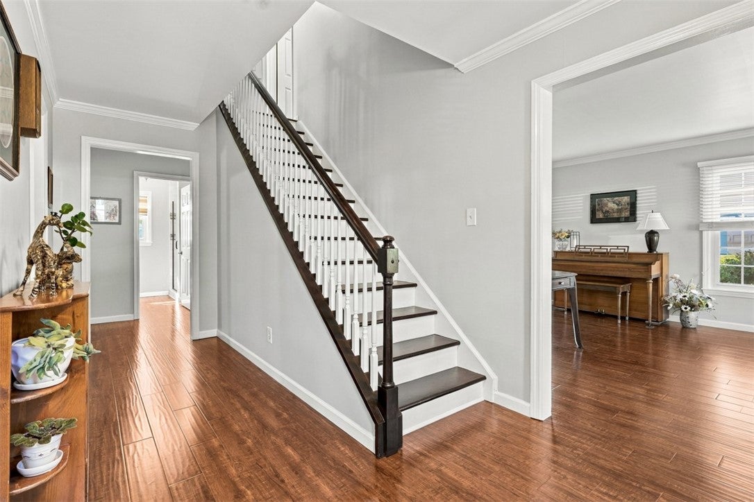 2513 Alydar Dr