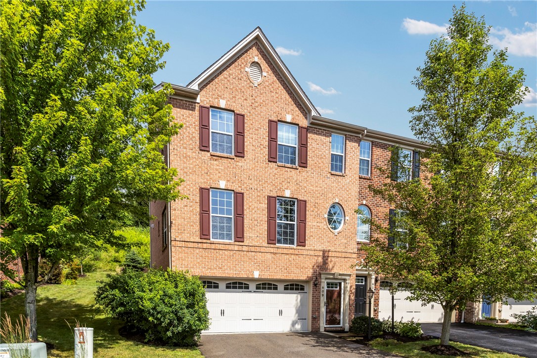609 Edison Dr