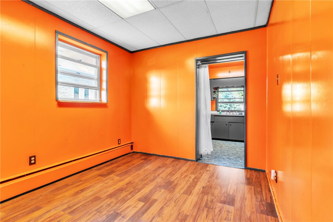 New Kensington, Pennsylvania 15068, United States, 4 Bedrooms Bedrooms, ,1 BathroomBathrooms,Residential,Active,181624