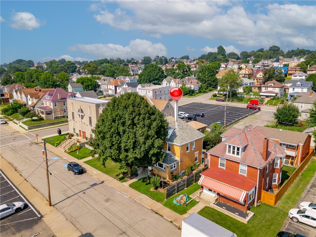 New Kensington, Pennsylvania 15068, United States, 4 Bedrooms Bedrooms, ,1 BathroomBathrooms,Residential,Active,181624