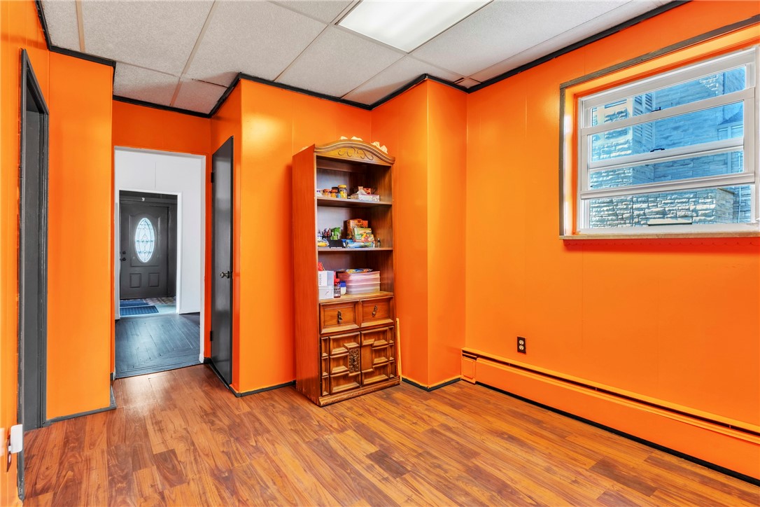 New Kensington, Pennsylvania 15068, United States, 4 Bedrooms Bedrooms, ,1 BathroomBathrooms,Residential,Active,181624