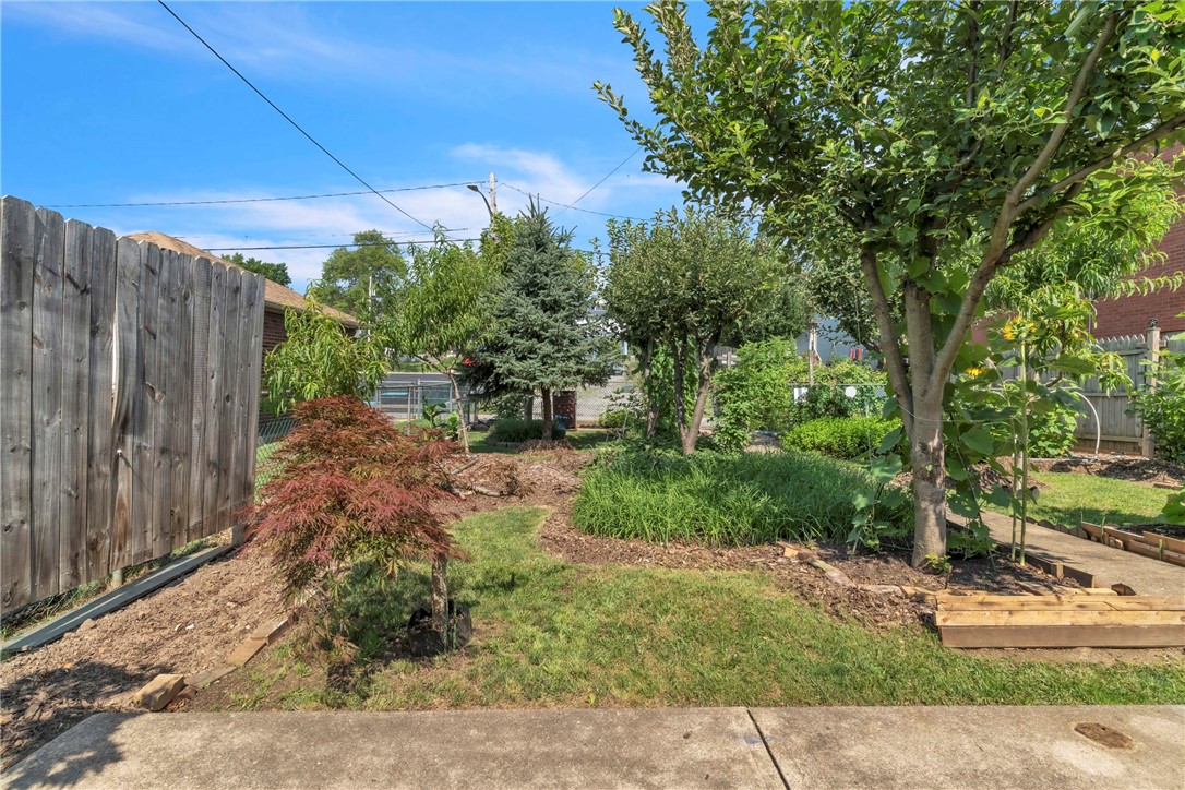 New Kensington, Pennsylvania 15068, United States, 4 Bedrooms Bedrooms, ,1 BathroomBathrooms,Residential,Active,181624