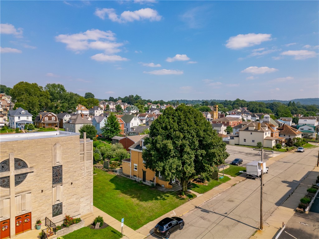 New Kensington, Pennsylvania 15068, United States, 4 Bedrooms Bedrooms, ,1 BathroomBathrooms,Residential,Active,181624