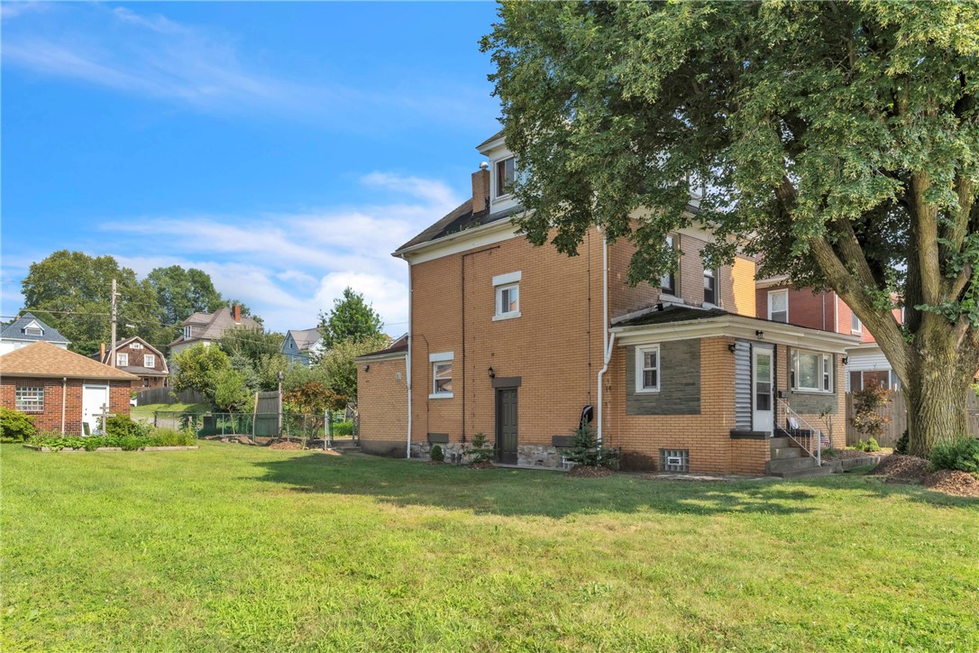 New Kensington, Pennsylvania 15068, United States, 4 Bedrooms Bedrooms, ,1 BathroomBathrooms,Residential,Active,181624