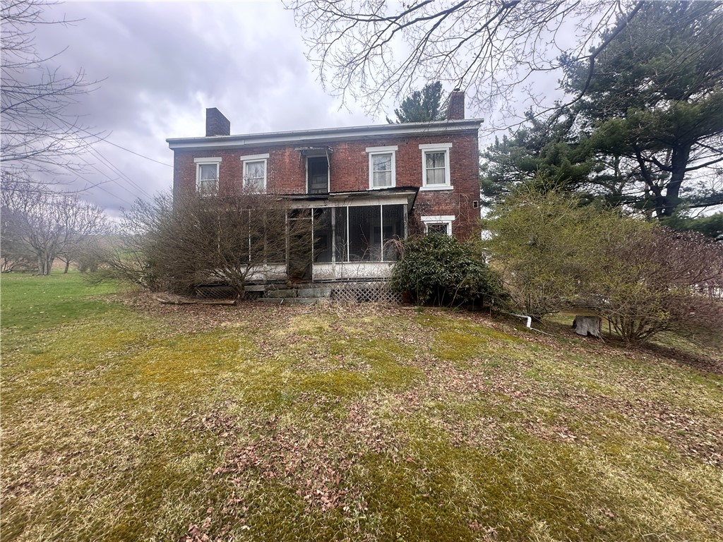 25 James Ln