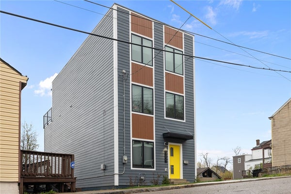 5255 WICKLIFF ST, PITTSBURGH, PA 15201 - Image 90de8aac2efb1d3d69827d1ca332a0f7/3706252441