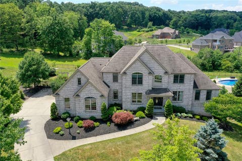 Photo for 108 Walden Pond Ln