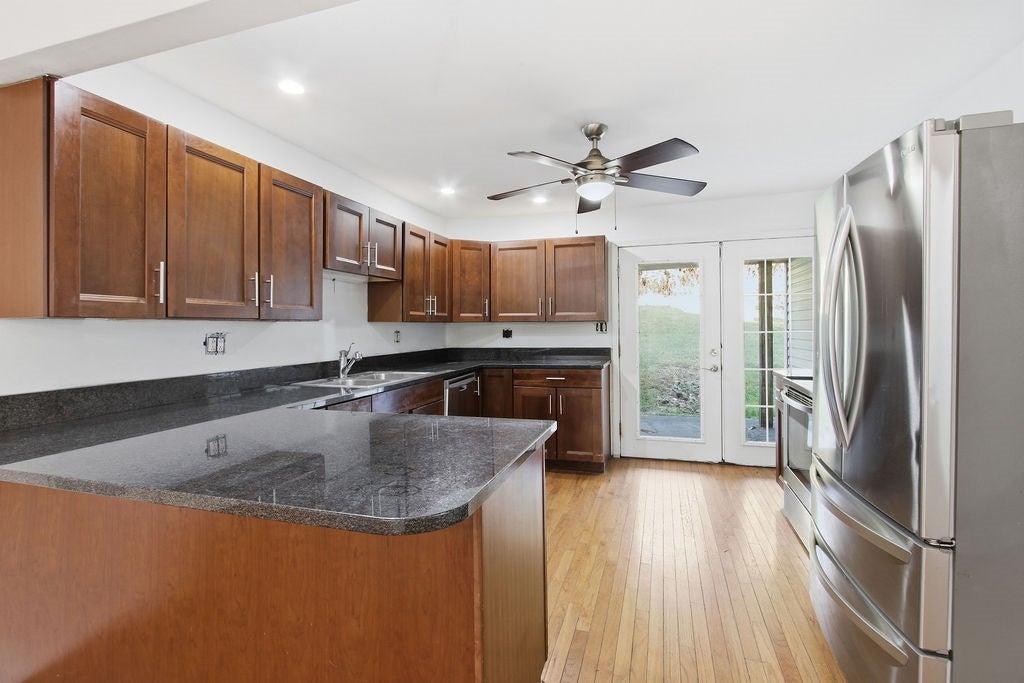 75 Calhoun Rd