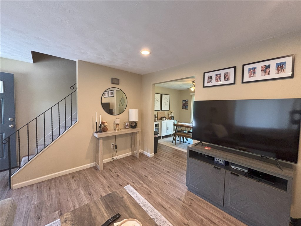 N Versailles, Pennsylvania 15137, United States, 2 Bedrooms Bedrooms, ,1 BathroomBathrooms,Residential,Active,125383