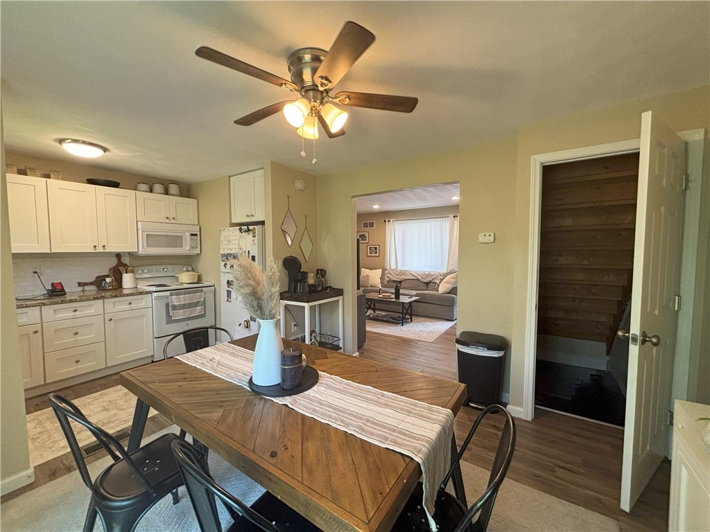 N Versailles, Pennsylvania 15137, United States, 2 Bedrooms Bedrooms, ,1 BathroomBathrooms,Residential,Active,125383