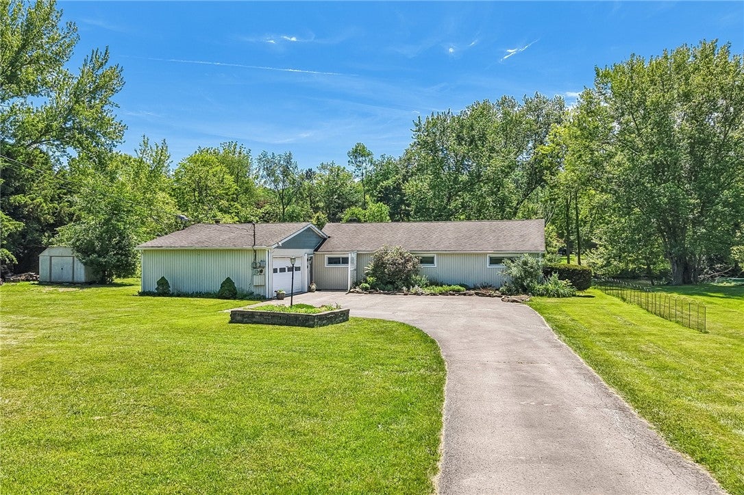 120 Lakeview