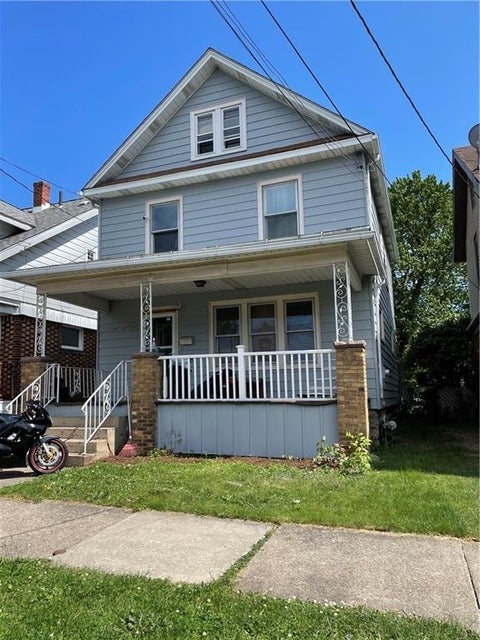 Photo for 323 E 33rd St