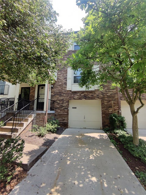 Photo for 1010 River Oaks Drive