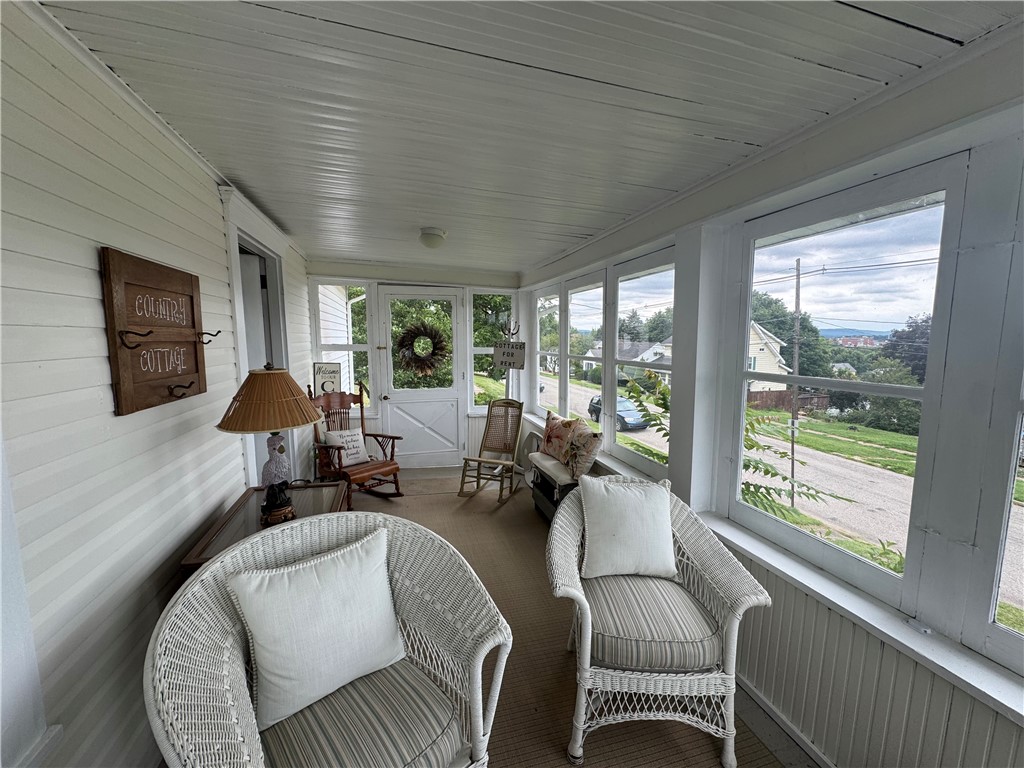 Indiana Boro, Pennsylvania 15701, United States, 3 Bedrooms Bedrooms, ,2 BathroomsBathrooms,Residential,Pending,175532