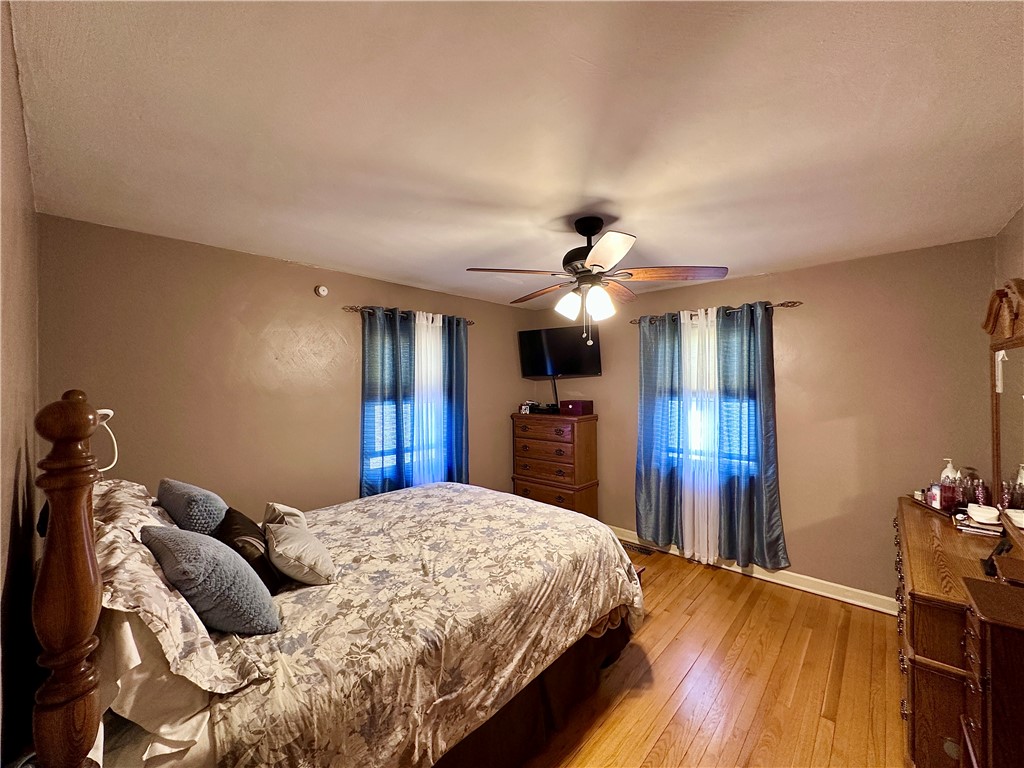 Neshannock Twp, Pennsylvania 16105, United States, 3 Bedrooms Bedrooms, ,2 BathroomsBathrooms,Residential,Contingent,87405