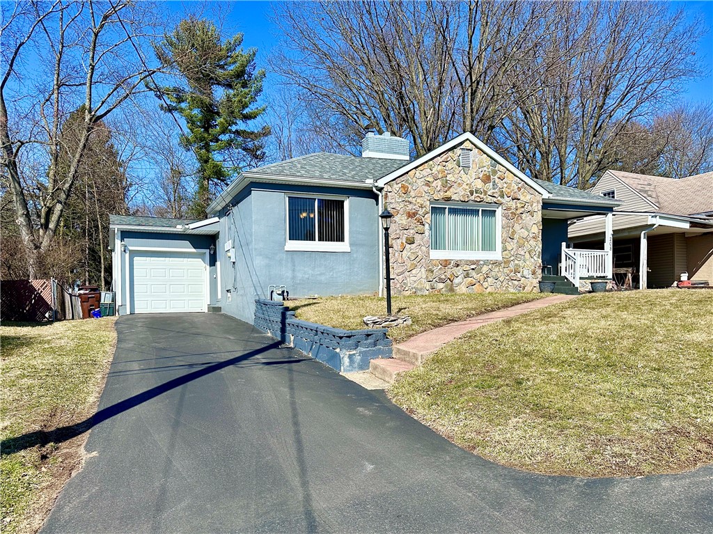 Neshannock Twp, Pennsylvania 16105, United States, 3 Bedrooms Bedrooms, ,2 BathroomsBathrooms,Residential,Contingent,87405