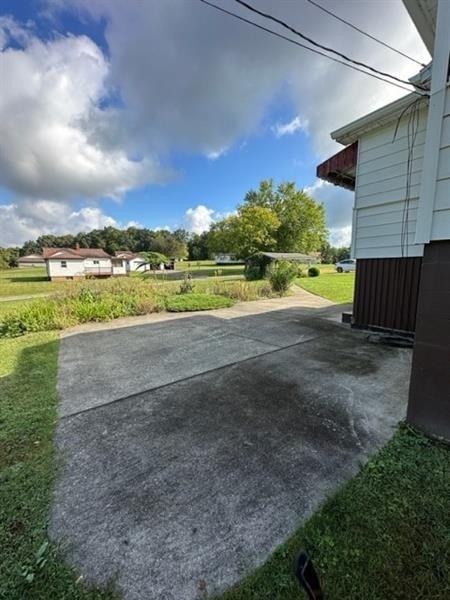 Ruffs Dale, Pennsylvania 15679, United States, 3 Bedrooms Bedrooms, ,1 BathroomBathrooms,Residential,Active,37397