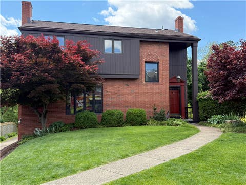 Photo of 5118 Frich Dr, Pittsburgh, PA 15227 (MLS # 1758613)
