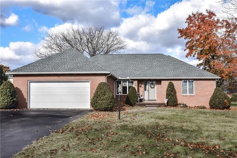 Photo of 40 Coates Ln, Indiana, PA 15701 (MLS # 1735931)