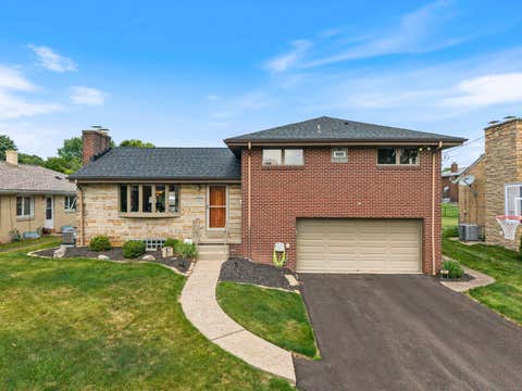 Homes For Sale - 247 Mary Drive<br/> New Kensington, PA 15068