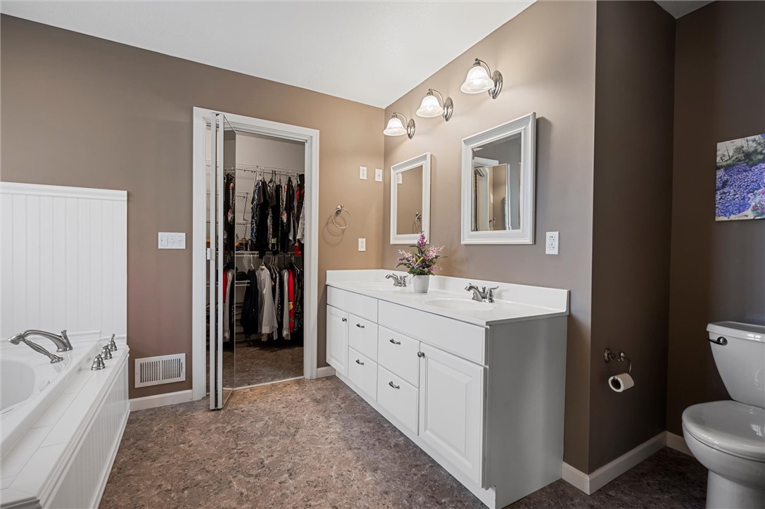 Buffalo Twp - But, Pennsylvania 16055, United States, 3 Bedrooms Bedrooms, ,3 BathroomsBathrooms,Residential,Contingent,119018