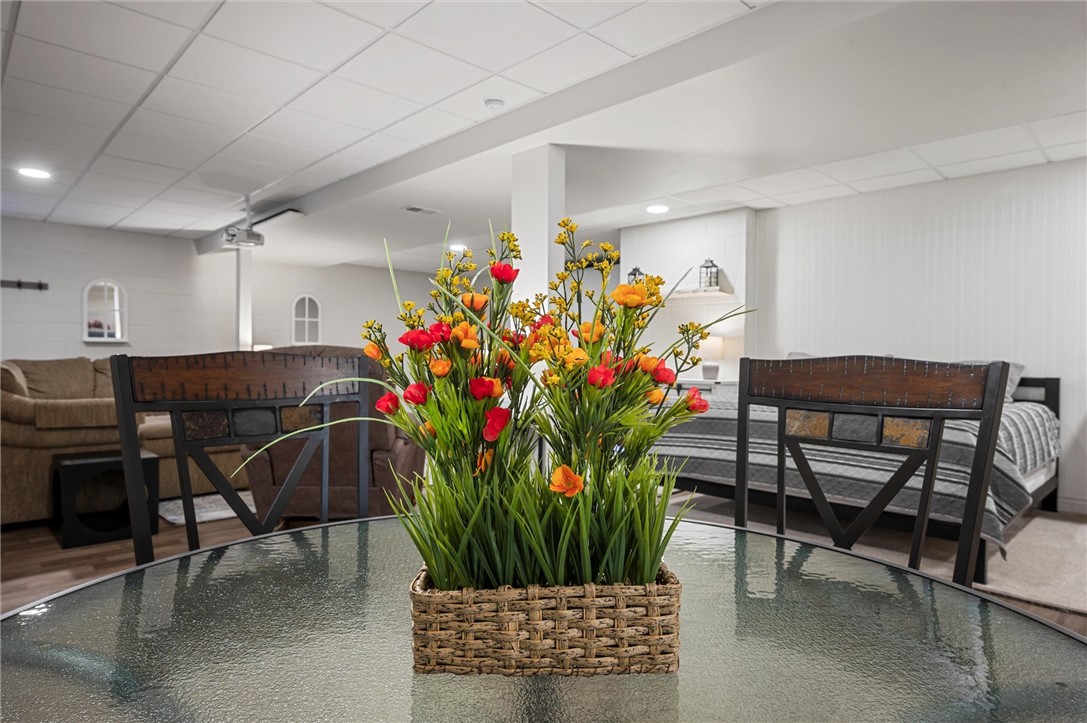 Buffalo Twp - But, Pennsylvania 16055, United States, 3 Bedrooms Bedrooms, ,3 BathroomsBathrooms,Residential,Contingent,119018