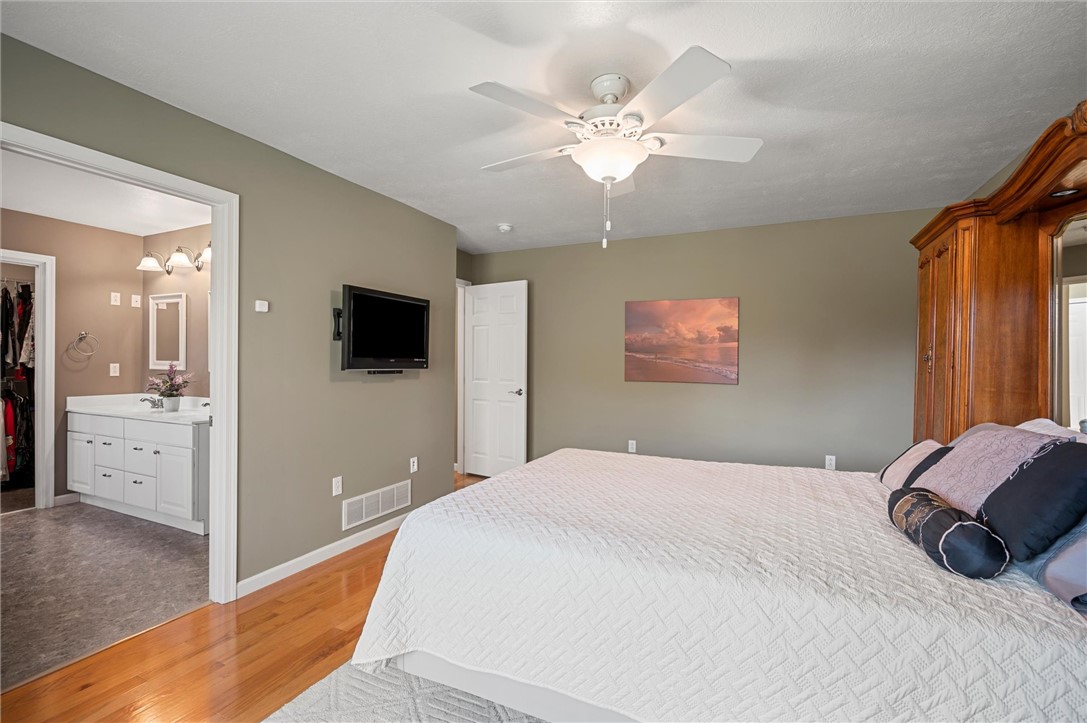 Buffalo Twp - But, Pennsylvania 16055, United States, 3 Bedrooms Bedrooms, ,3 BathroomsBathrooms,Residential,Contingent,119018