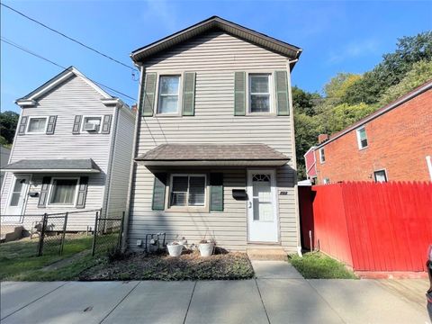 Homes For Sale - 753 Saline Street St<br/> E Pittsburgh, PA 15207