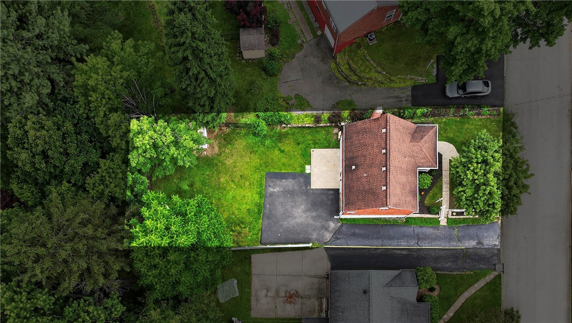 35 Meadowbrook Ave