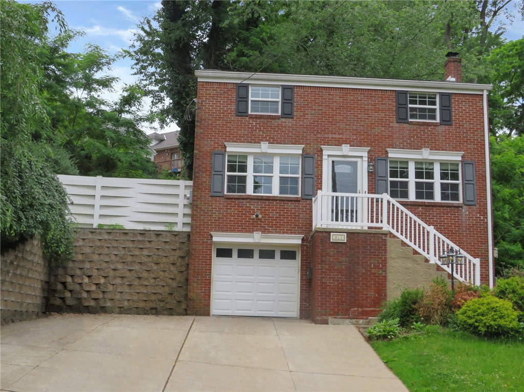 811 Parkside Ave