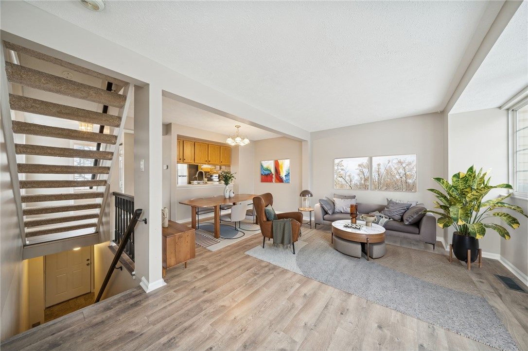 Oakland, Pennsylvania 15213, United States, 3 Bedrooms Bedrooms, ,2 BathroomsBathrooms,Residential,Active,252815