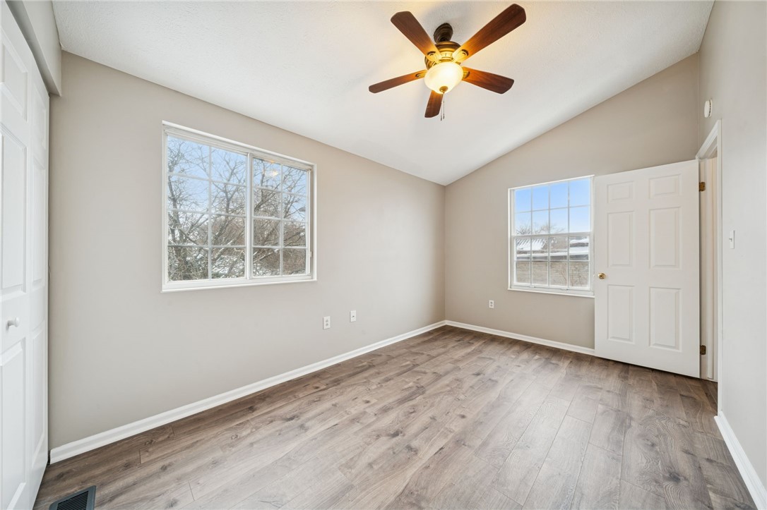 Oakland, Pennsylvania 15213, United States, 3 Bedrooms Bedrooms, ,2 BathroomsBathrooms,Residential,Active,252815