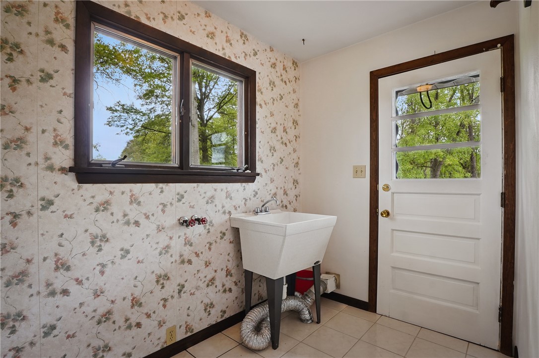 94 Nancy Ln Ln, Canonsburg, Pennsylvania image 22