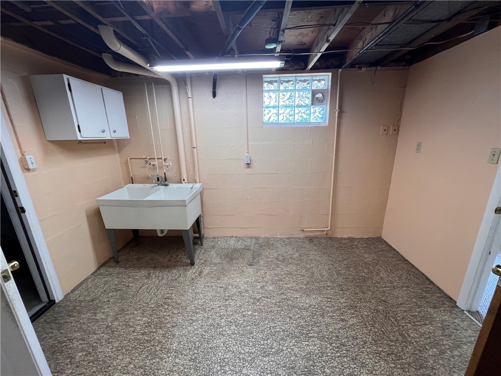 Penn Hills, Pennsylvania 15235, United States, 3 Bedrooms Bedrooms, ,1 BathroomBathrooms,Residential,Active,216978