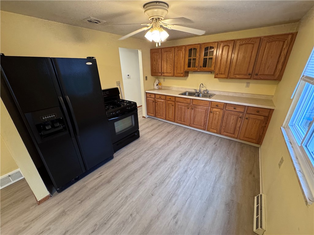 Penn Hills, Pennsylvania 15235, United States, 3 Bedrooms Bedrooms, ,1 BathroomBathrooms,Residential,Active,216978