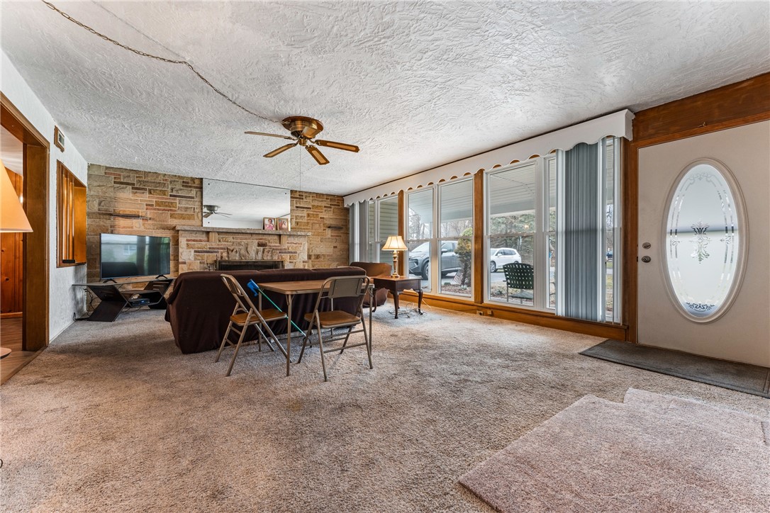 46 Easton Rd Rd, Hermitage, Pennsylvania image 2