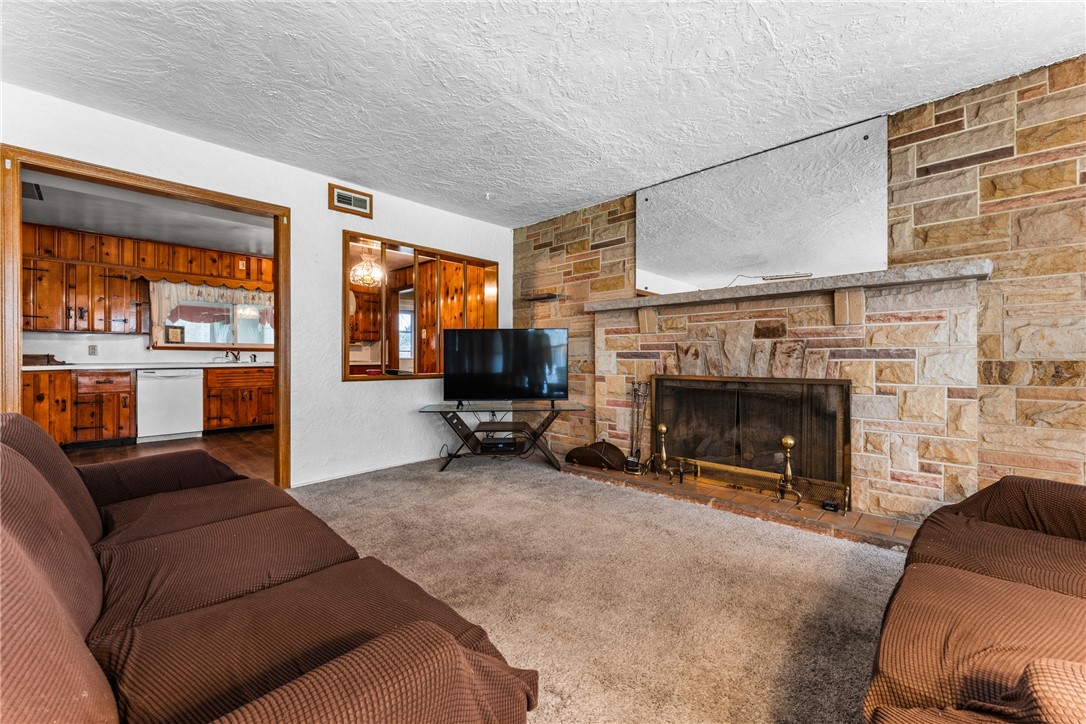 46 Easton Rd Rd, Hermitage, Pennsylvania image 3