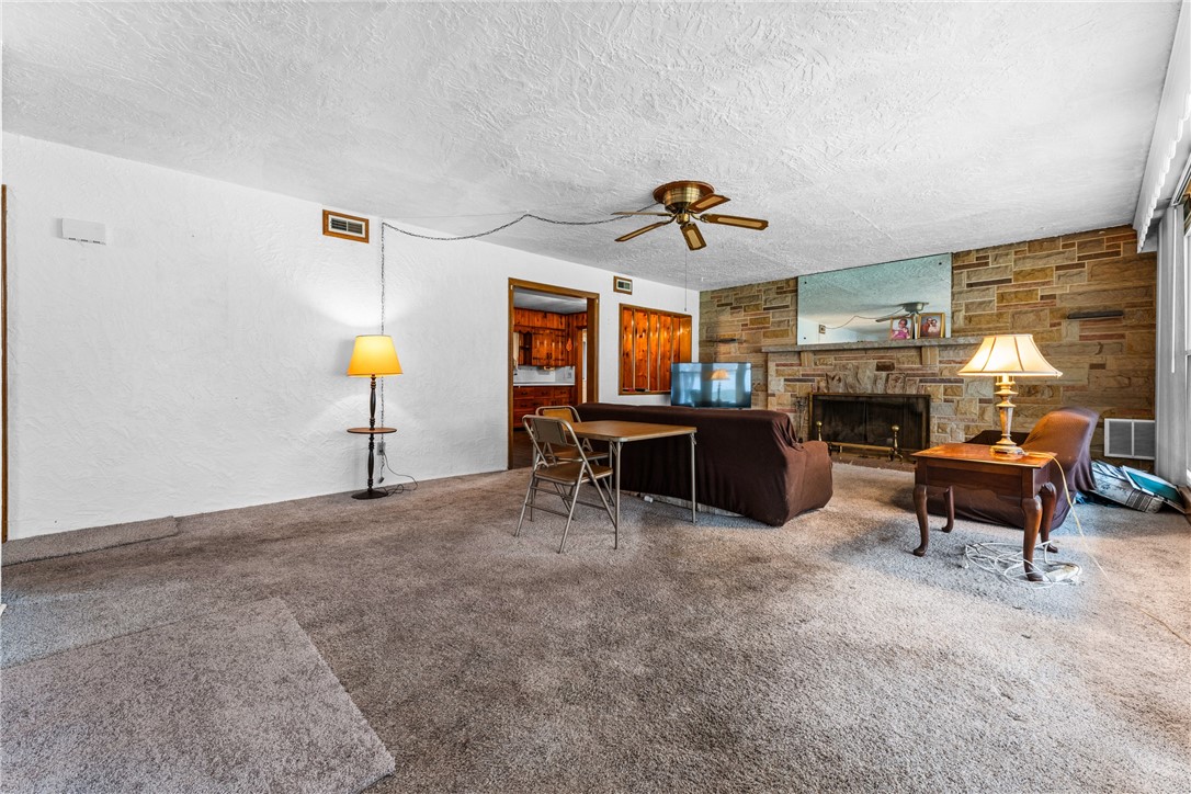 46 Easton Rd Rd, Hermitage, Pennsylvania image 5
