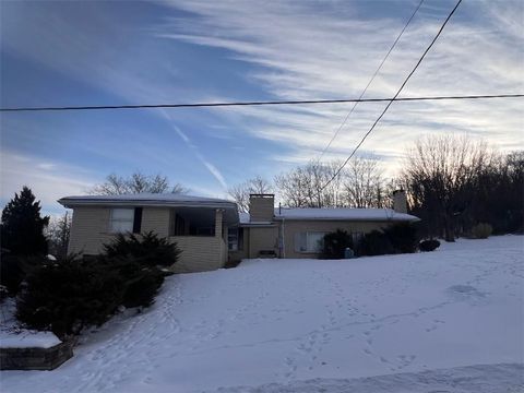 Photo of 230 Ladysmith Rd, Hempfield Twp, PA 15672 (MLS # 1739660)