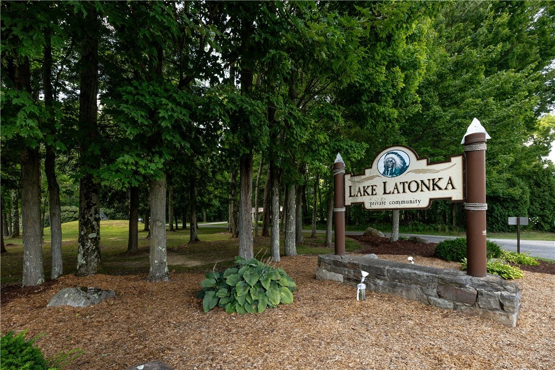 123 Sequoia Dr