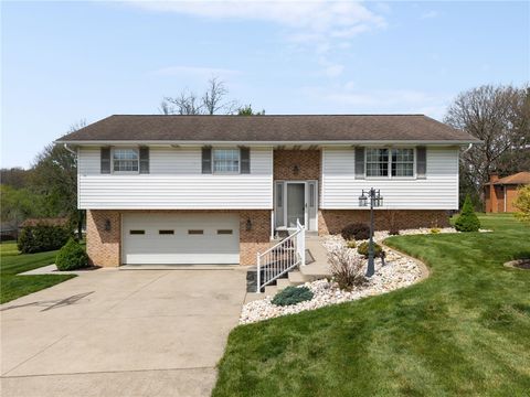 Photo of 2008 Meadow Lane Dr, Greensburg, PA 15601 (MLS # 1749925)