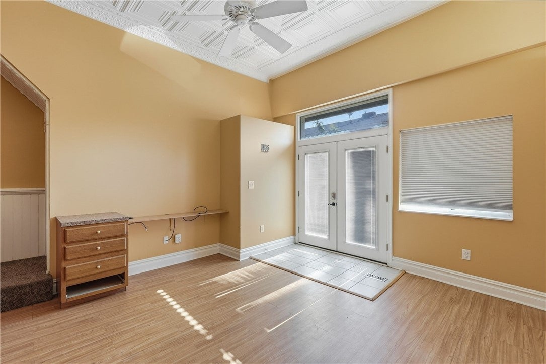 116 S 17th St