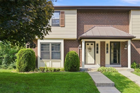Townhouse For Sale - 158 Heather Dr Dr<br/> Monroeville, PA 15146